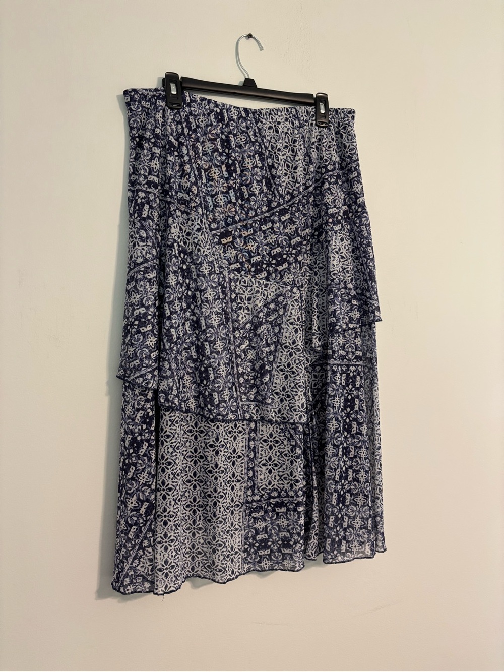 Christopher & Banks Navy & White Patterned Flowy Skirt - Size L